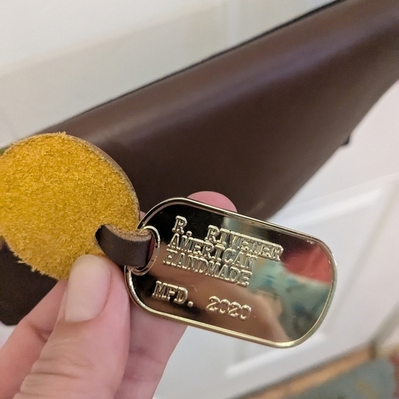 R. Riveter Patton Crossbody Bag - Picture 4 of 8